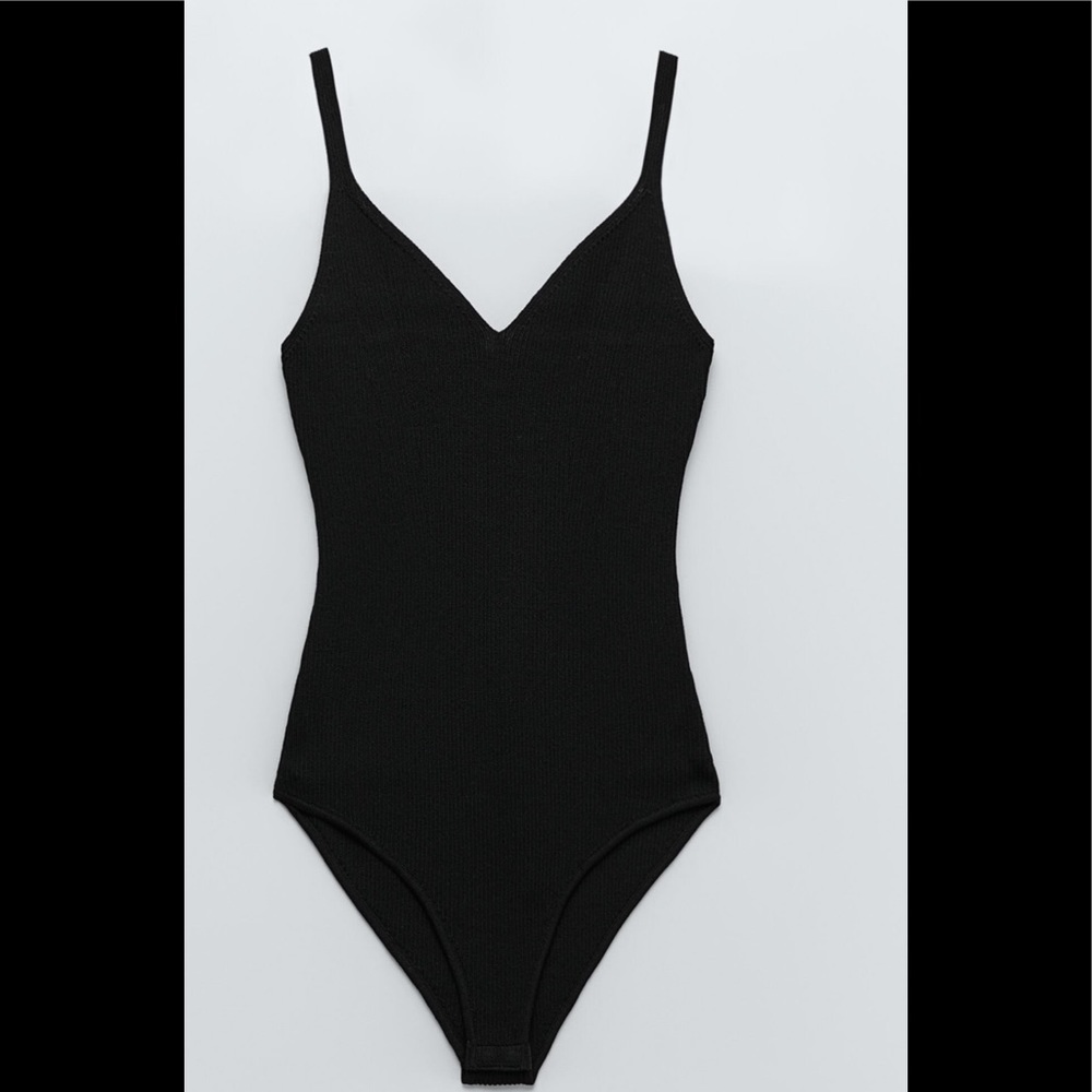 🩵 ZARA Bandage Knit Black Ribbed Bodysuit